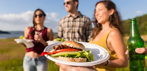 The Rise of Bagasse Tableware: A Sustainable Solution to Environmental Challenges